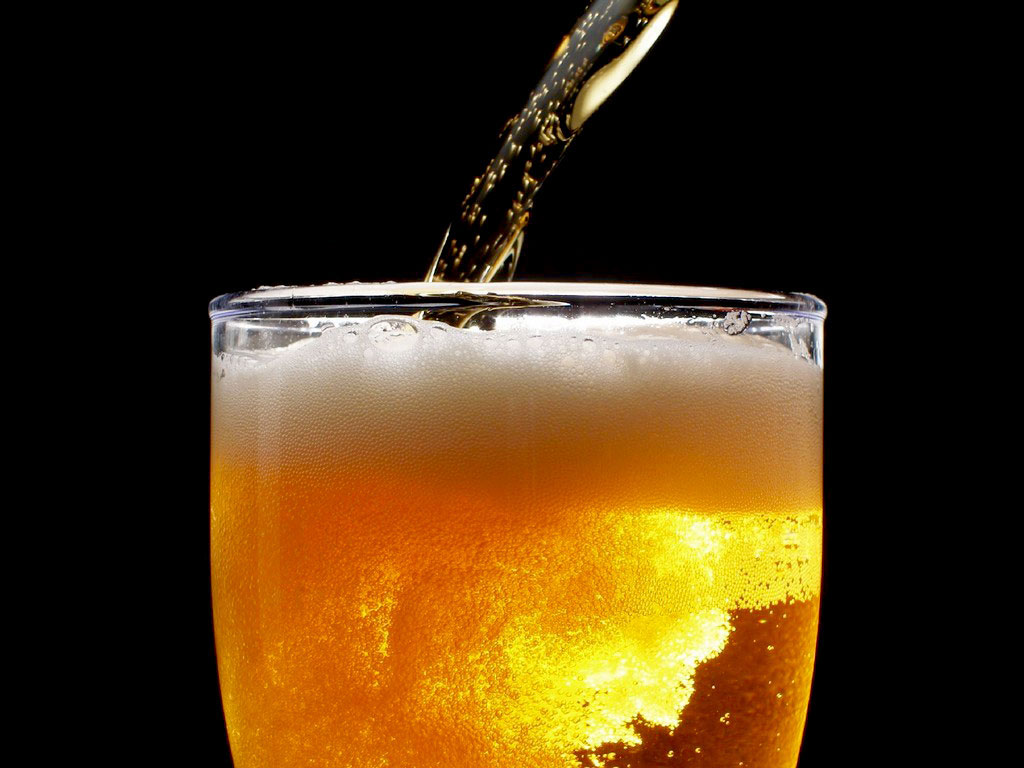 Scientists create machine that turns urine into beer