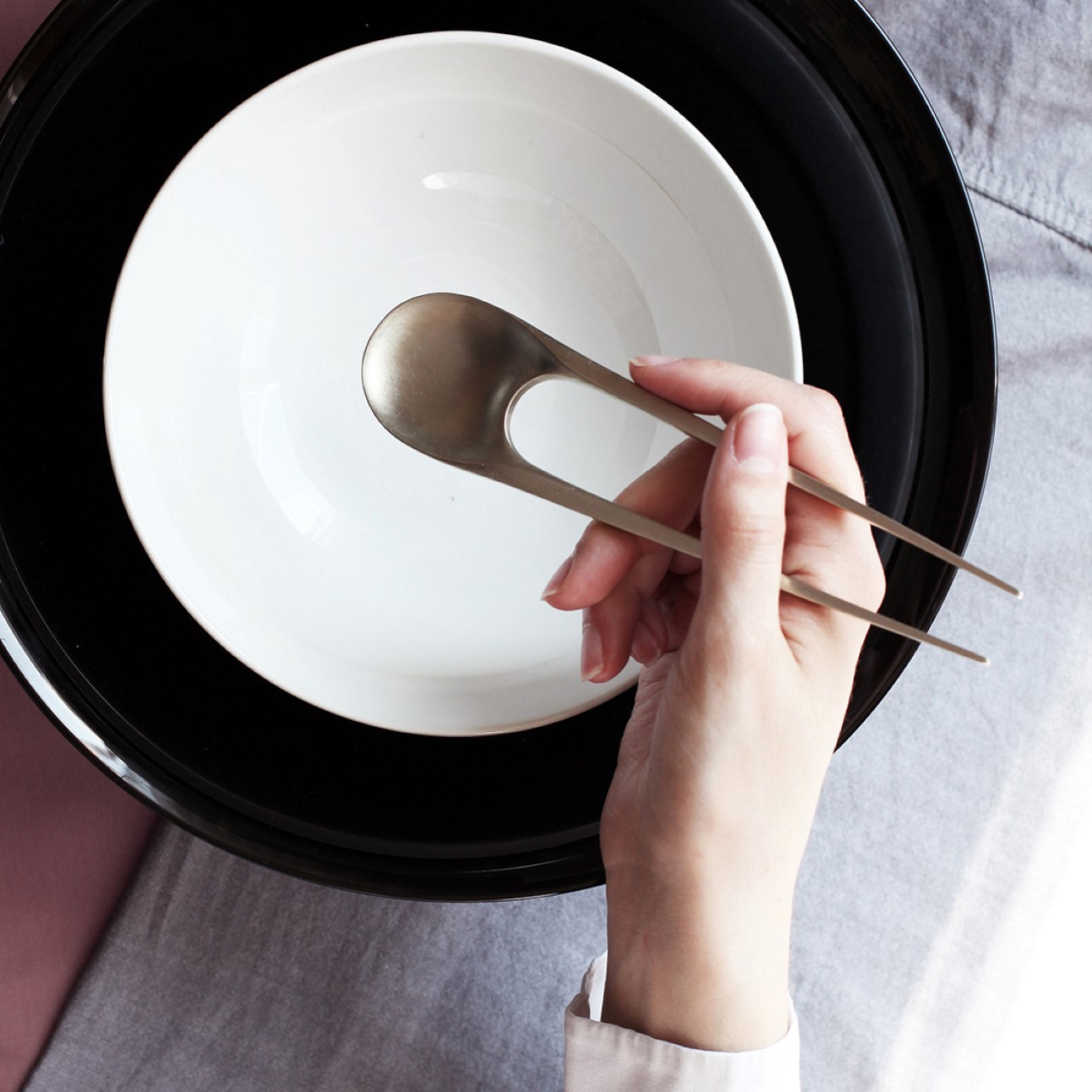 Fork, knife and spoon… Why should we rethink cutlery?